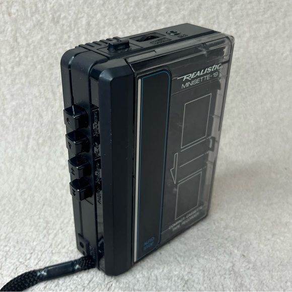Vintage 90s Realistic Personal Cassette Tape Player-WORKS-Minisette 19-Vtg-Retro - Picture 3 of 7